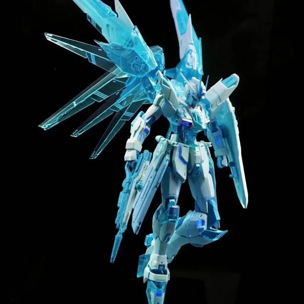 [PREORDER] DABAN MODEL MG FREEDOM 2.0 ICE BLUE VER MODEL KIT